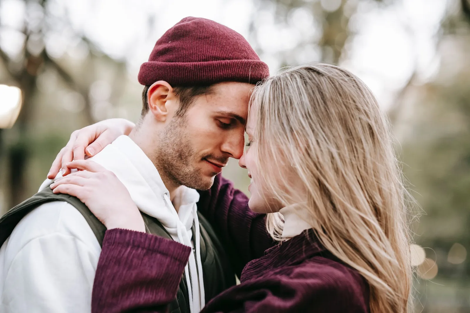 Couple hugging and building relationships 