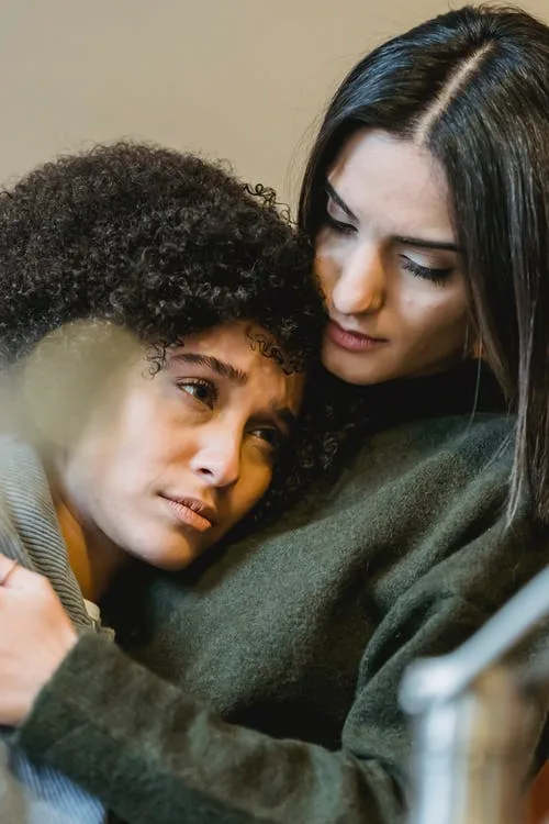 Текст и изображение 2. Keep Your Mind Open and Be Empathetic. Acknowledging the other person’s feelings is just as important as acknowledging your own.